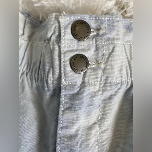 NWT Universal threads tie dye paper bag shorts, size medium - Picture 4 of 8